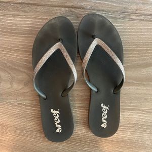 Reef glitter flip flops size 8-9